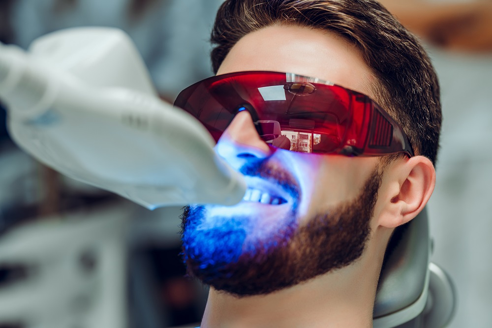 A Comparison Between Laser and Traditional Dentistry